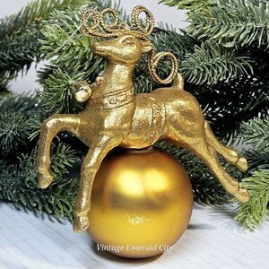 Vintage Golden Ready Reindeer On Glass Ball Christmas Tree Ornament W Bell 3d